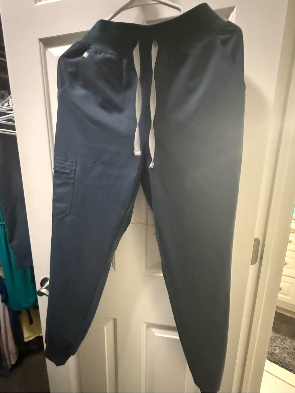 Figs Zamora High-Rise Jogger Scrub Pant - Dark Harbor - Picture 5 of 7